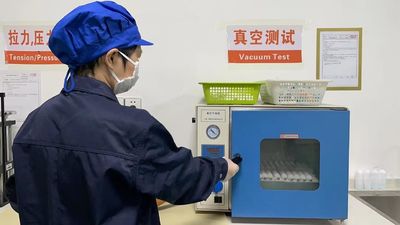 Shangyu ShengRuiSi Packaging Co.,Ltd línea de producción del fabricante