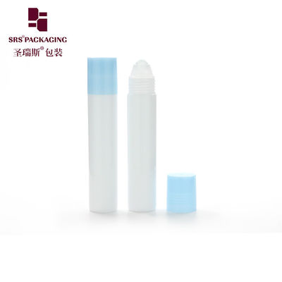 comprar Botella de plástico PCR de PP congelada clara con tapa de tornillo de color azul cielo y bola de rodillo para el envase de suero de cuidado cosmético Fabricación en línea