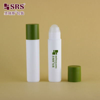 RPP(P)-30ml 1 oz Botella helada blanca mate en plástico con tapa verde de ejército mate con aplicador de bola de rodillo para cosméticos
